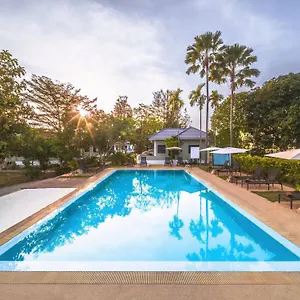 *** Resort Isara Thailand